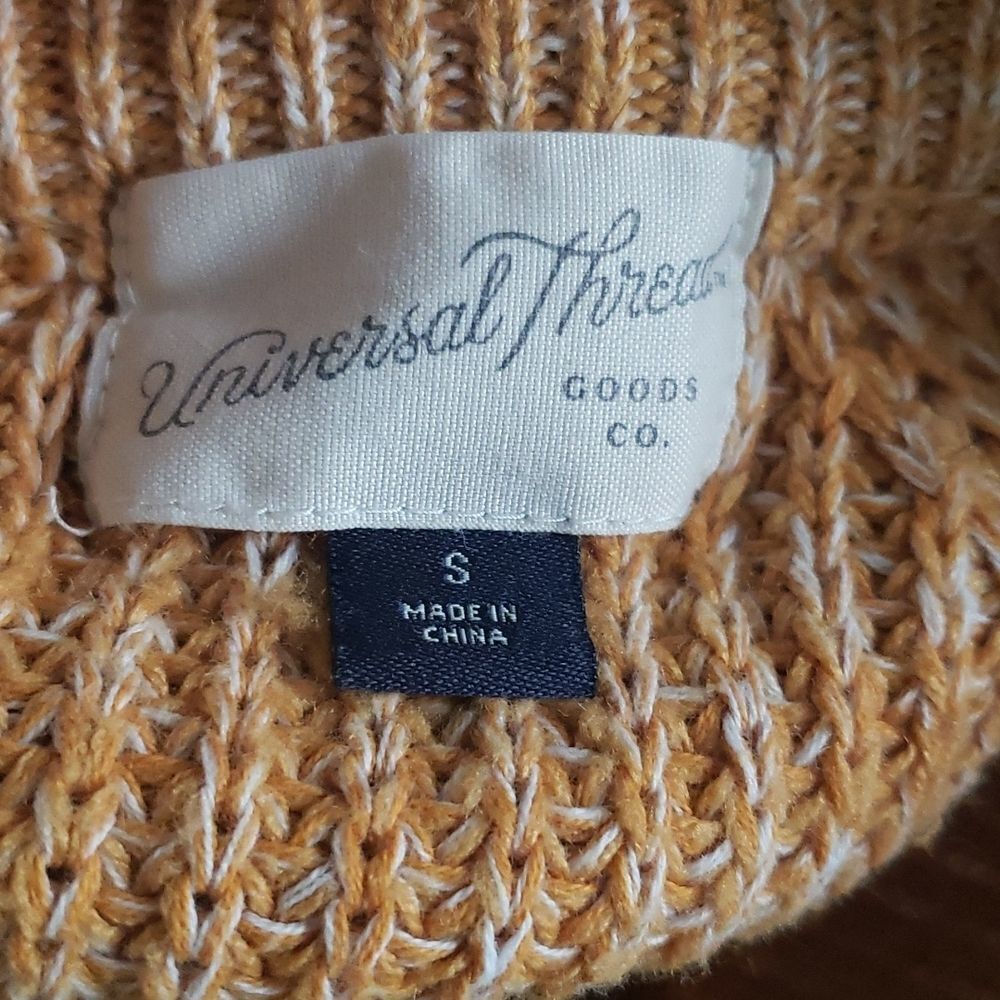 Universal Threads knit pullover sweater mustard S - Picture 5 of 5